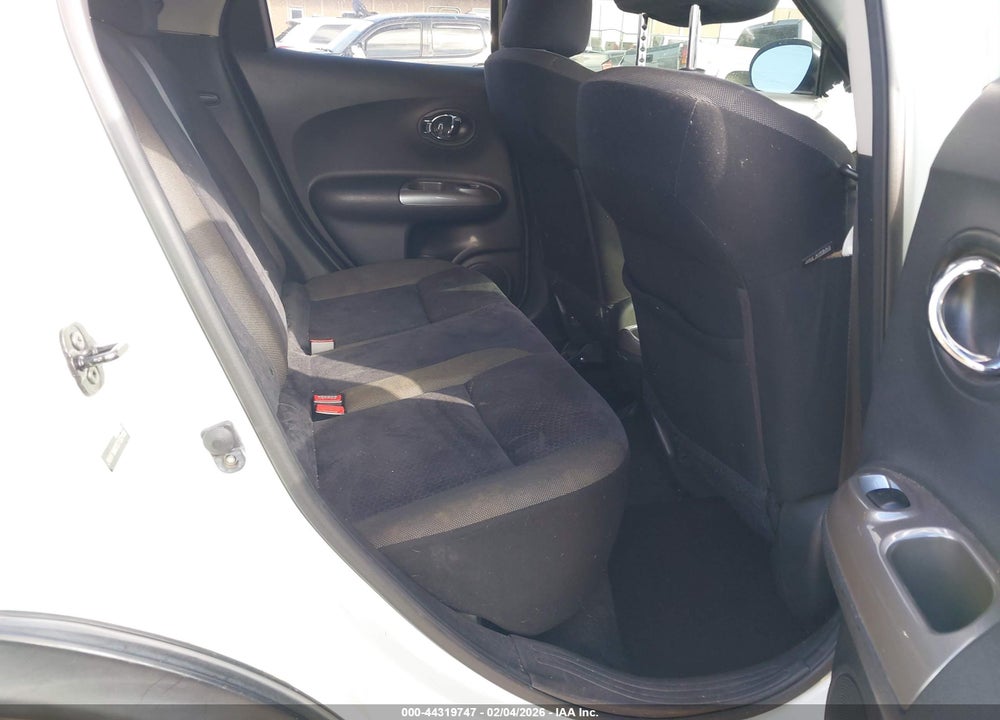 2012 NISSAN JUKE SV VIN: JN8AF5MV2CT122100