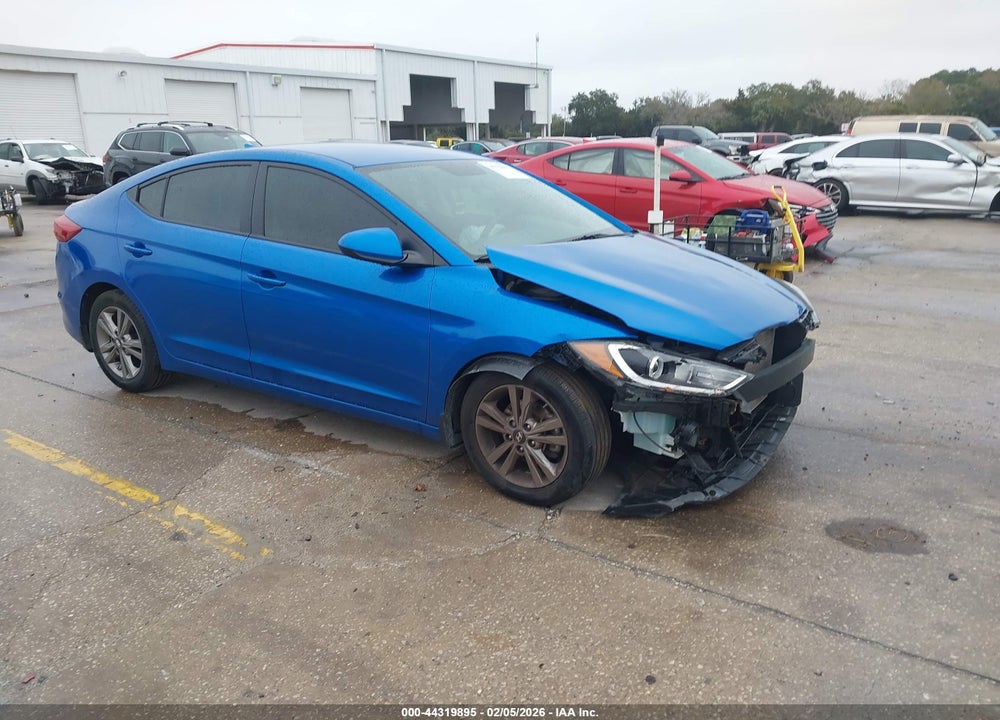 2017 HYUNDAI ELANTRA SE VIN: 5NPD84LF5HH138746