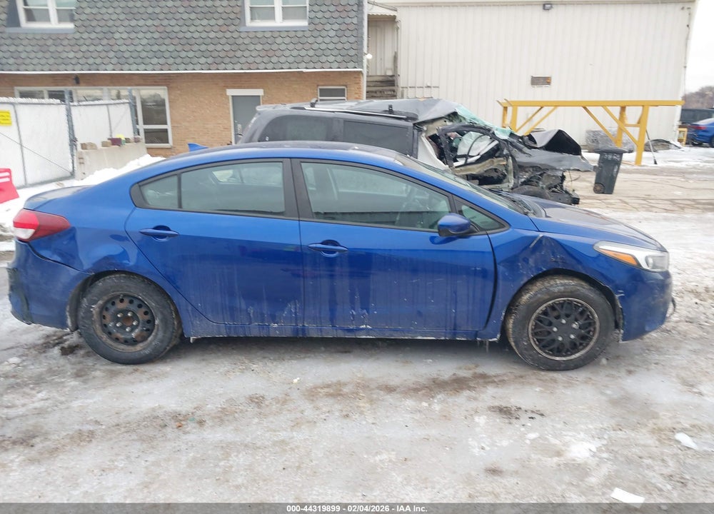 2017 KIA FORTE LX VIN: 3KPFK4A74HE013506