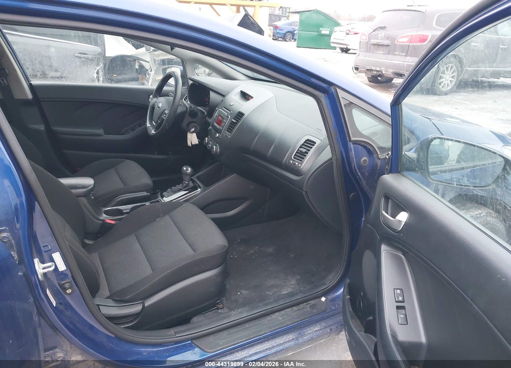 2017 KIA FORTE LX VIN: 3KPFK4A74HE013506