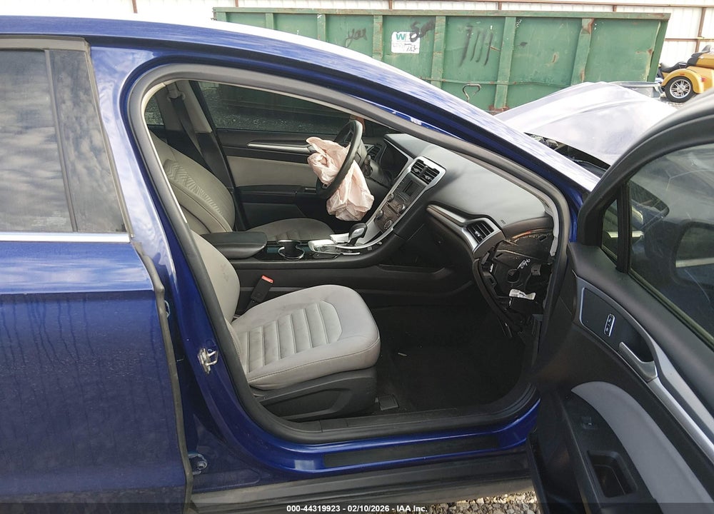 2016 FORD FUSION S VIN: 3FA6P0G73GR303928