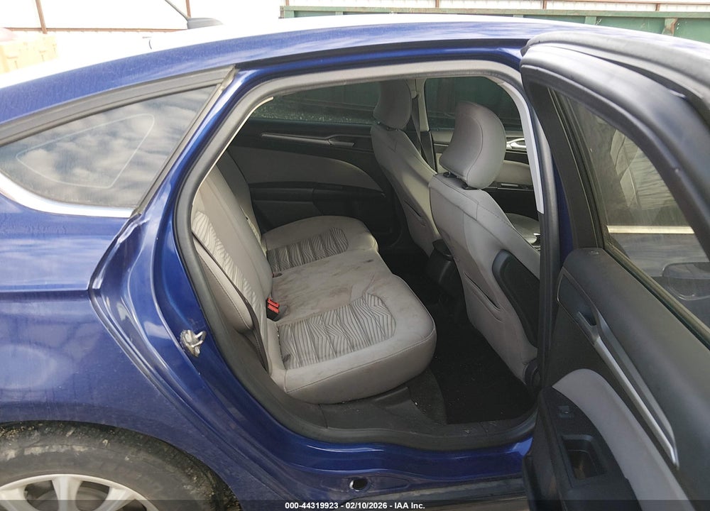 2016 FORD FUSION S VIN: 3FA6P0G73GR303928