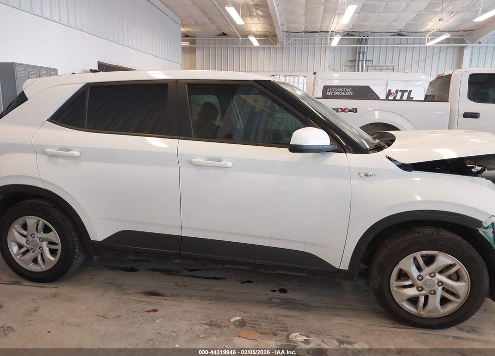 2021 HYUNDAI VENUE SE VIN: KMHRB8A31MU067581