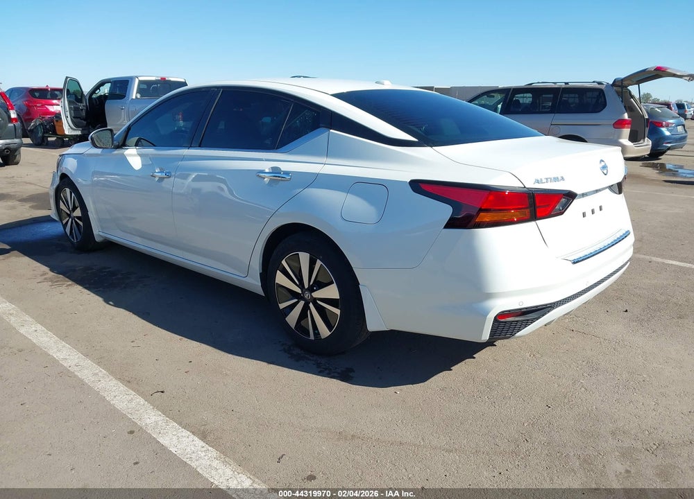 2022 NISSAN ALTIMA SV FWD VIN: 1N4BL4DV8NN353809