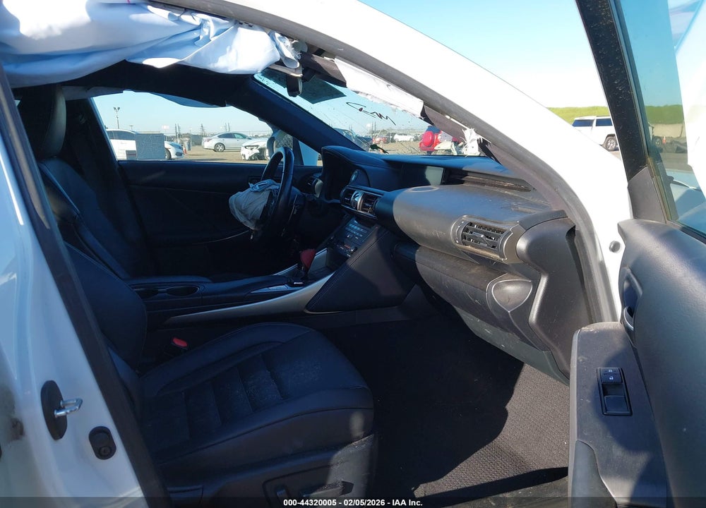 2019 LEXUS IS 300 VIN: JTHBA1D20K5098913