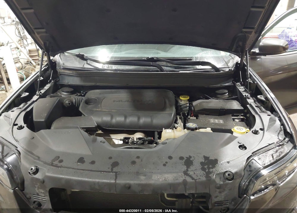 2019 JEEP CHEROKEE LATITUDE PLUS 4X4 VIN: 1C4PJMLBXKD352613