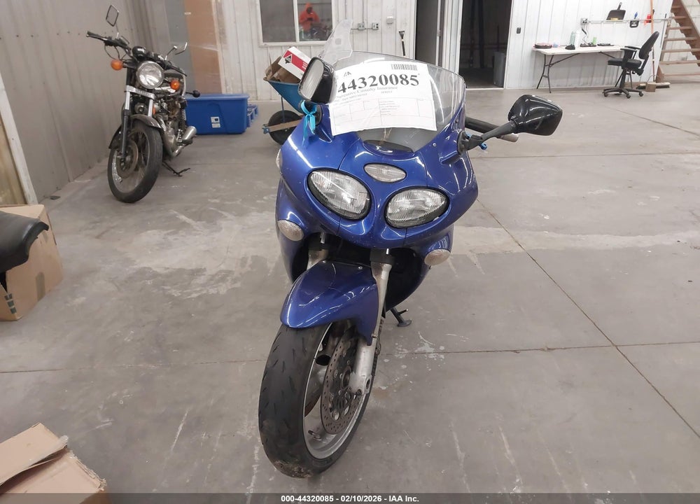 2001 TRIUMPH MOTORCYCLE SPRINT ST VIN: SMT600FM91J130487