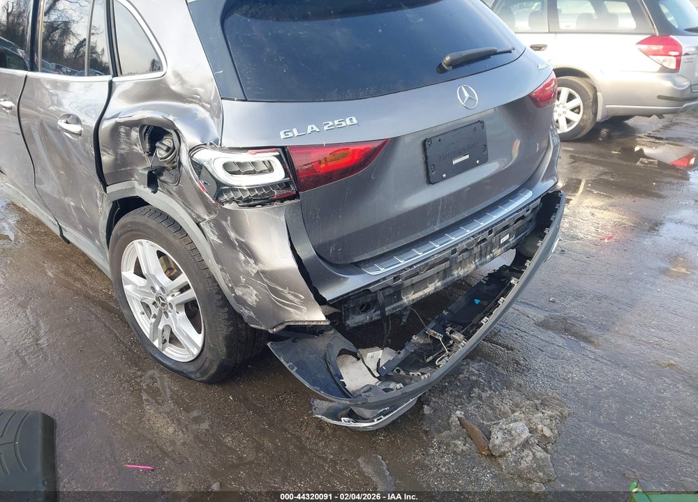 2021 MERCEDES-BENZ GLA 250 4MATIC VIN: W1N4N4HB7MJ172504