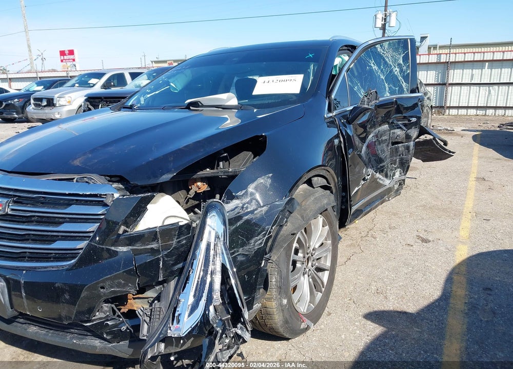 2017 CADILLAC XT5 LUXURY VIN: 1GYKNDRS4HZ261767