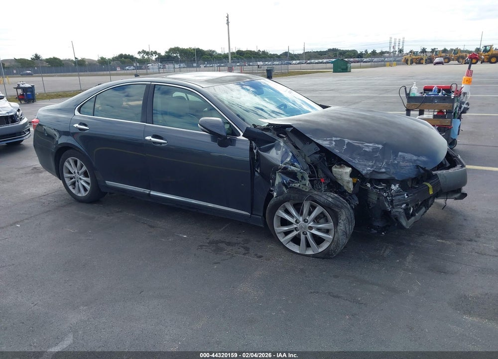 2010 LEXUS ES 350 VIN: JTHBK1EG2A2402542