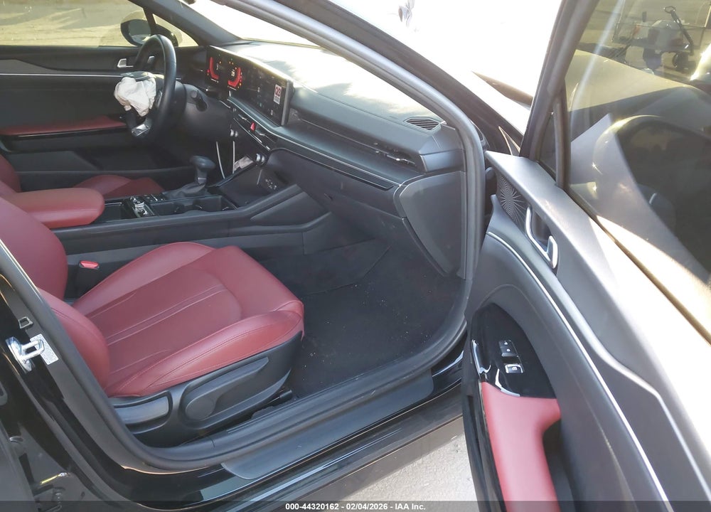2025 KIA K5 GT-LINE VIN: KNAG64J71S5303064