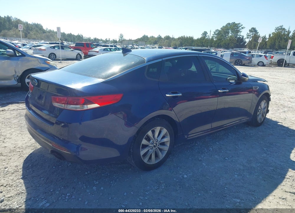 2017 KIA OPTIMA LX VIN: 5XXGT4L36HG130359
