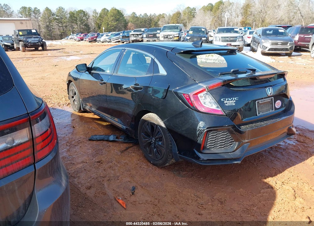 2018 HONDA CIVIC EX VIN: SHHFK7H5XJU232829