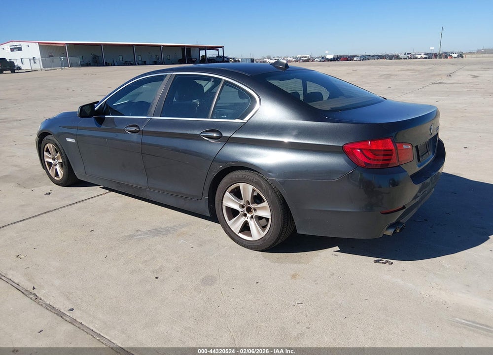 2011 BMW 528I VIN: WBAFR1C51BC744573