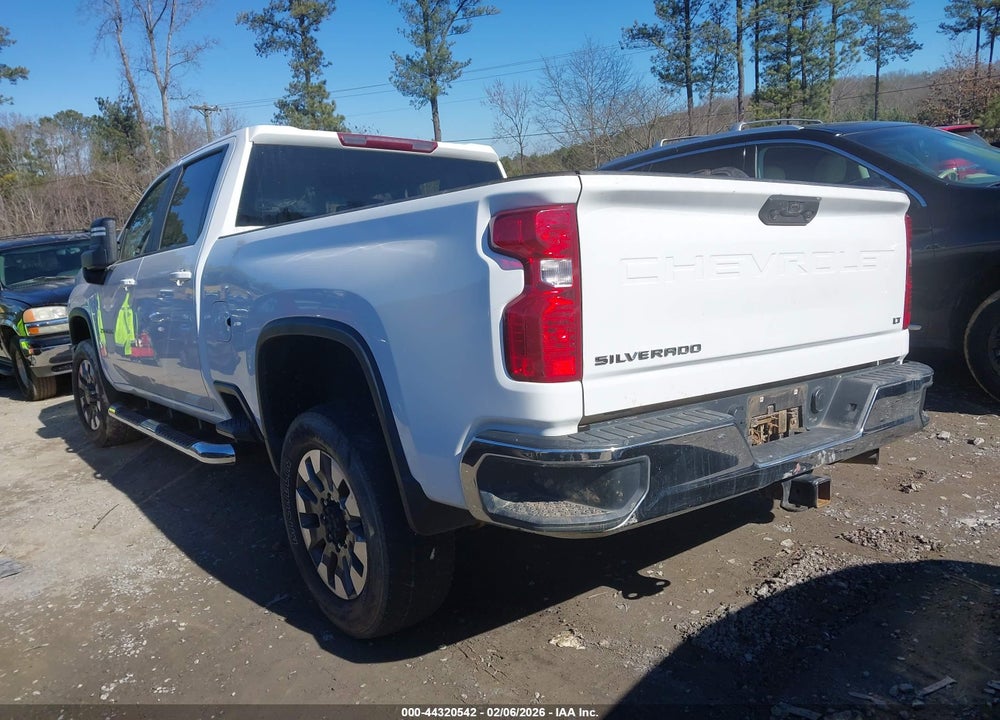 2022 CHEVROLET SILVERADO 2500HD 4WD  STANDARD BED LT VIN: 2GC4YNEY5N1209543