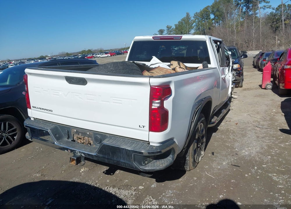 2022 CHEVROLET SILVERADO 2500HD 4WD  STANDARD BED LT VIN: 2GC4YNEY5N1209543