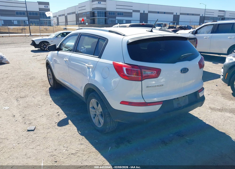 2011 KIA SPORTAGE LX VIN: KNDPB3A22B7096105