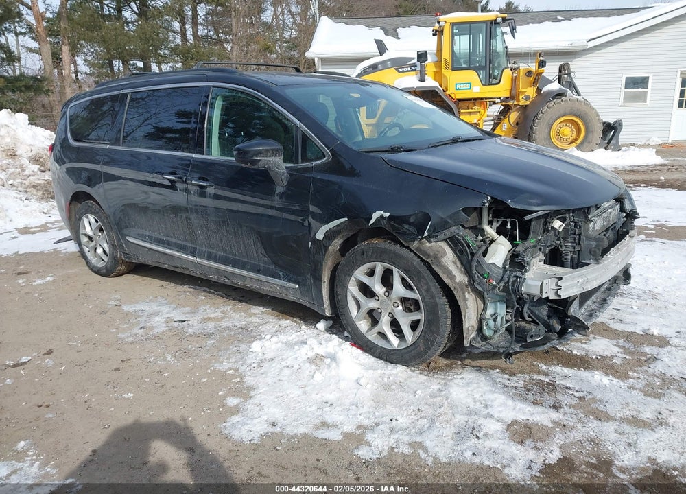 2017 CHRYSLER PACIFICA TOURING-L VIN: 2C4RC1BG3HR511489