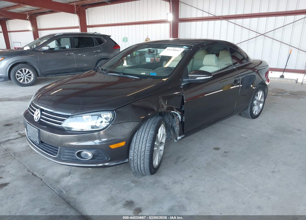 2015 VOLKSWAGEN EOS KOMFORT EDITION VIN: WVWBW8AH4FV004185