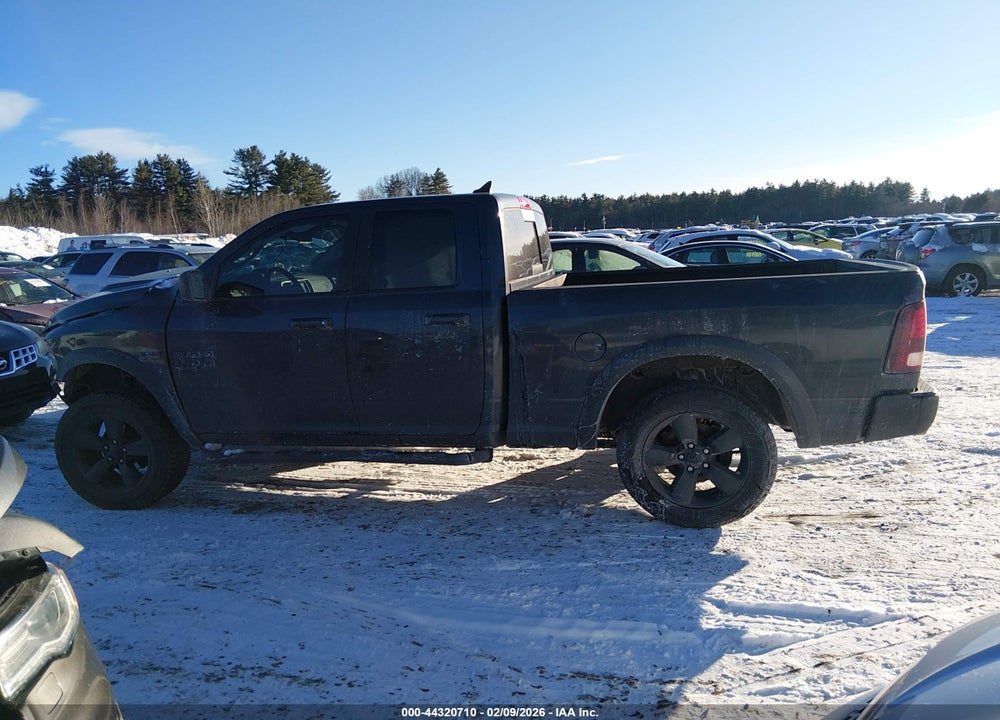 2019 RAM 1500 CLASSIC WARLOCK  4X4 6'4 BOX VIN: 1C6RR7GT2KS716838