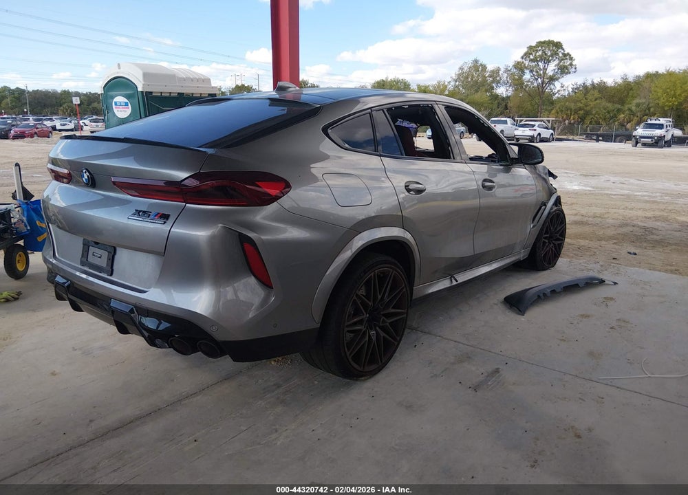 2021 BMW X6 M VIN: 5YMCY0C04M9H09432