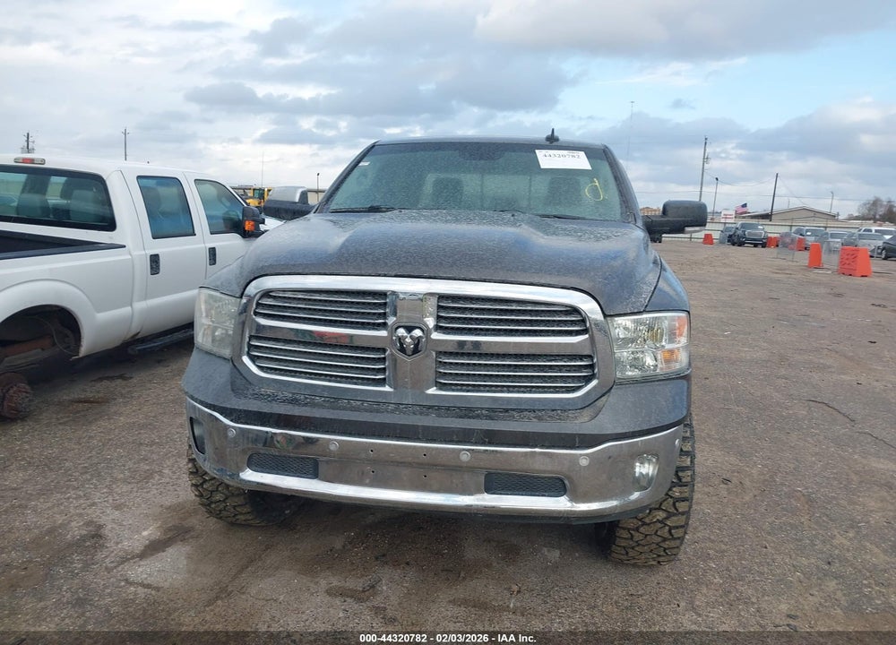 2017 RAM 1500 VIN: 3C6RR7LT5HG574944