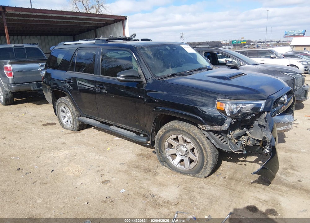 2015 TOYOTA 4RUNNER TRAIL PREMIUM VIN: JTEBU5JR9F5266227