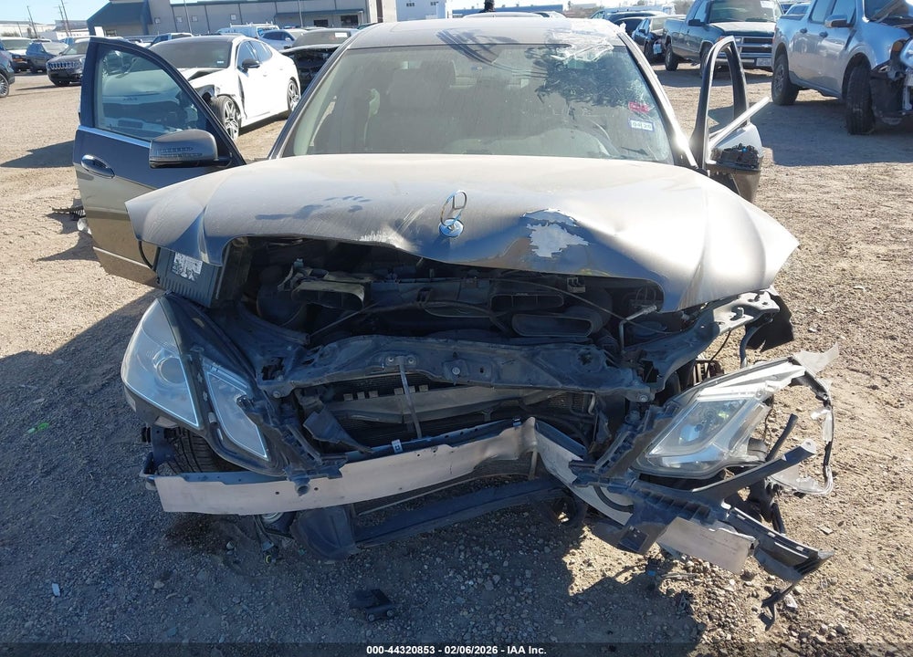 2010 MERCEDES-BENZ E 350 VIN: WDDHF5GB2AA211305