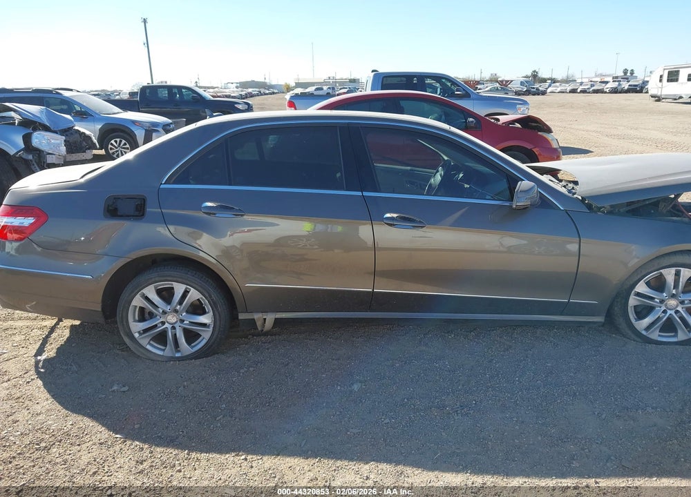 2010 MERCEDES-BENZ E 350 VIN: WDDHF5GB2AA211305