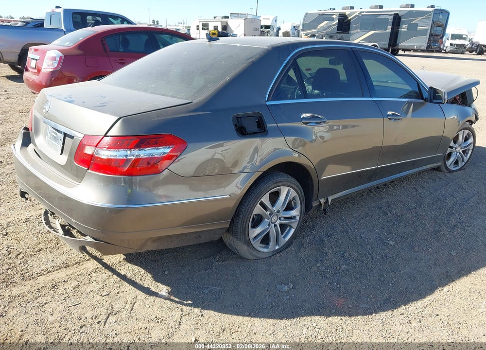 2010 MERCEDES-BENZ E 350 VIN: WDDHF5GB2AA211305