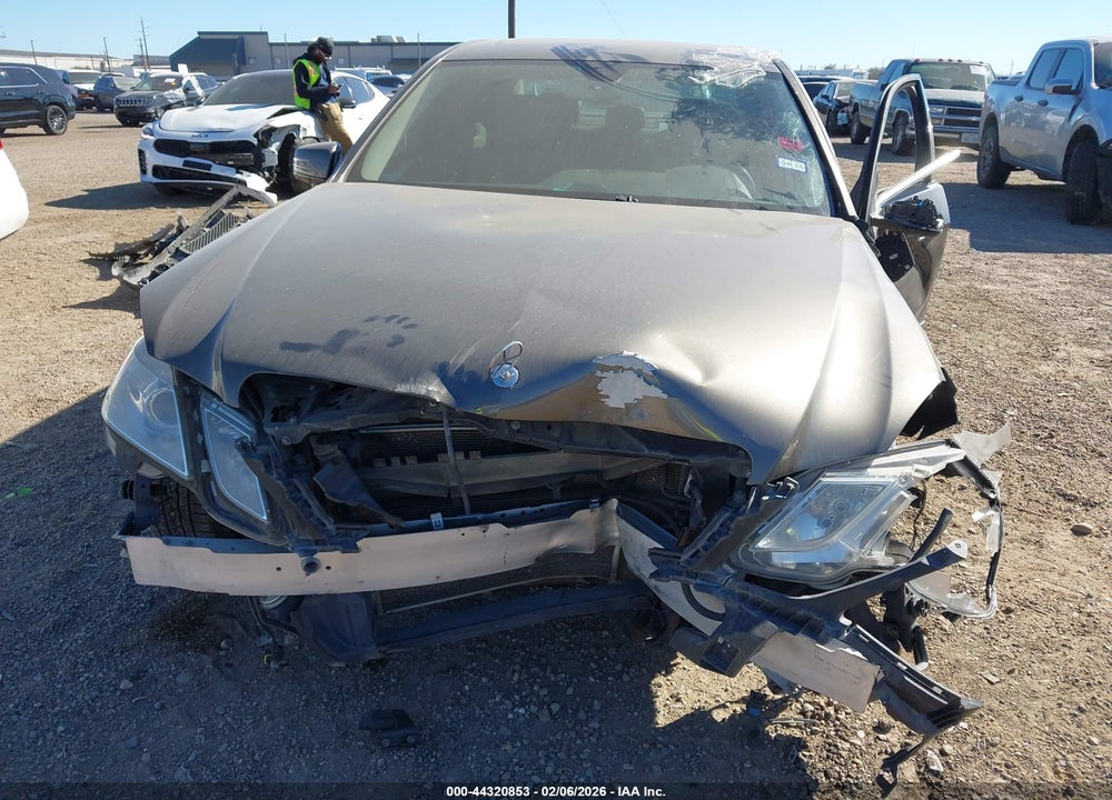 2010 MERCEDES-BENZ E 350 VIN: WDDHF5GB2AA211305