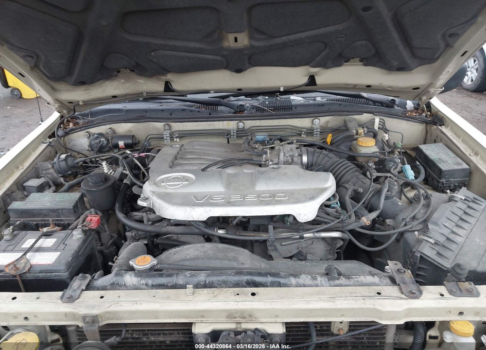 2001 NISSAN PATHFINDER SE VIN: JN8DR09Y91W613026