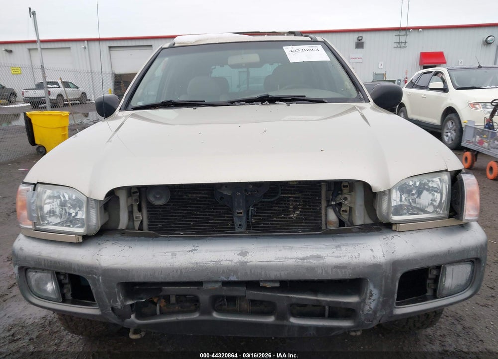 2001 NISSAN PATHFINDER SE VIN: JN8DR09Y91W613026
