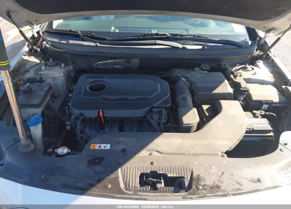 2015 HYUNDAI SONATA SE VIN: 5NPE24AF9FH006076