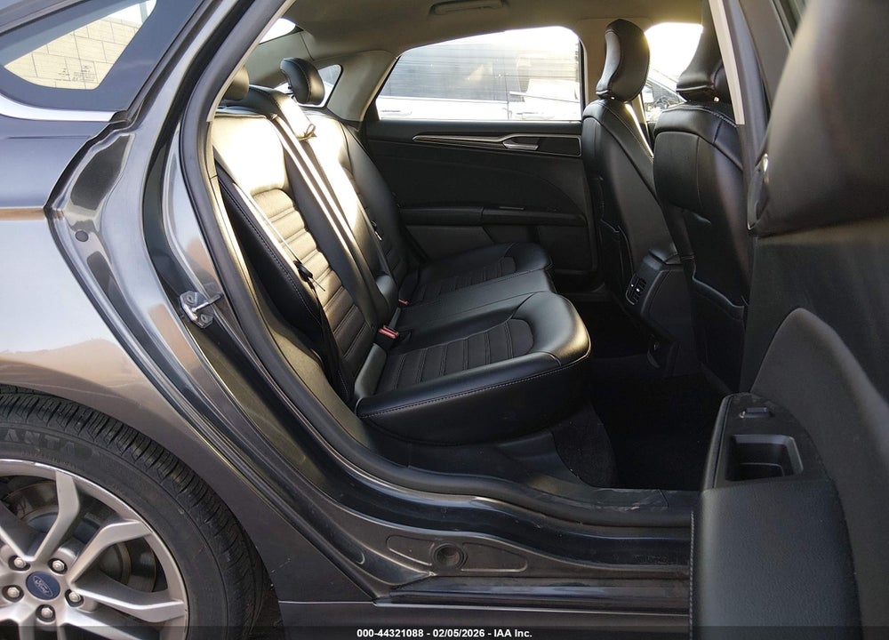 2017 FORD FUSION SE VIN: 3FA6P0HD0HR312947