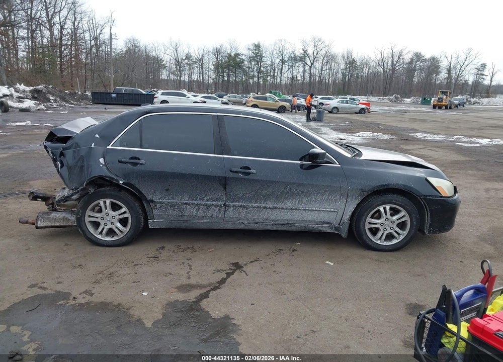 2007 HONDA ACCORD 2.4 EX VIN: 1HGCM56867A073259