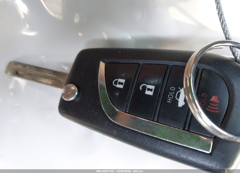 2020 TOYOTA COROLLA LE VIN: JTDEPRAE6LJ059116