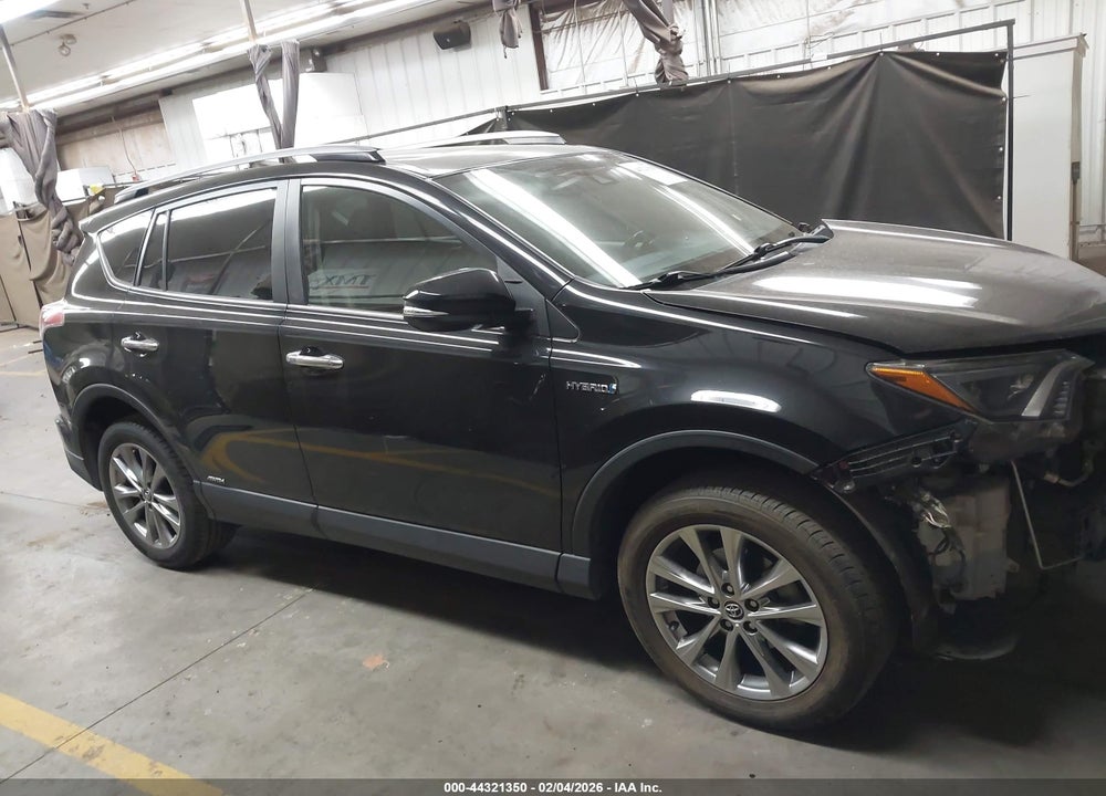 2017 TOYOTA RAV4 HYBRID LIMITED VIN: JTMDJREV2HD136626