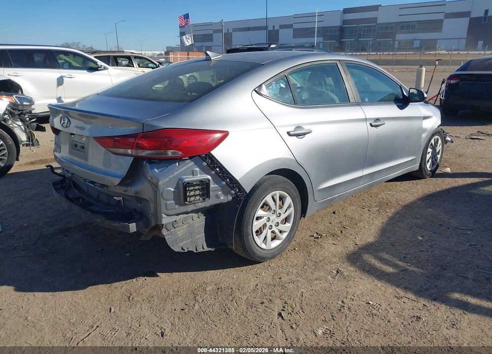 2017 HYUNDAI ELANTRA SE VIN: 5NPD74LF9HH111374