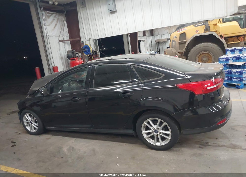 2018 FORD FOCUS SE VIN: 1FADP3F26JL211605