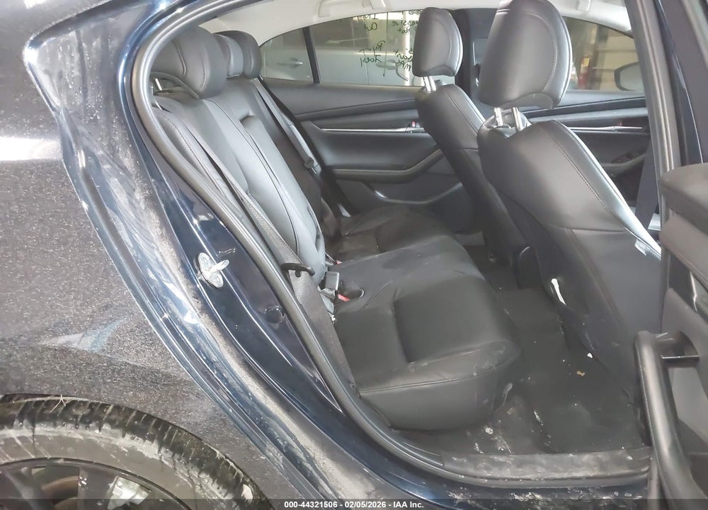 2025 MAZDA 3 2.5 S SELECT SPORT VIN: JM1BPABM1S1782087