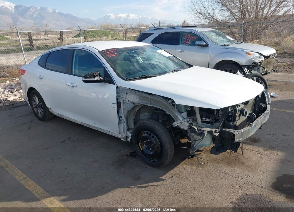 2019 KIA OPTIMA LX VIN: 5XXGT4L36KG357820