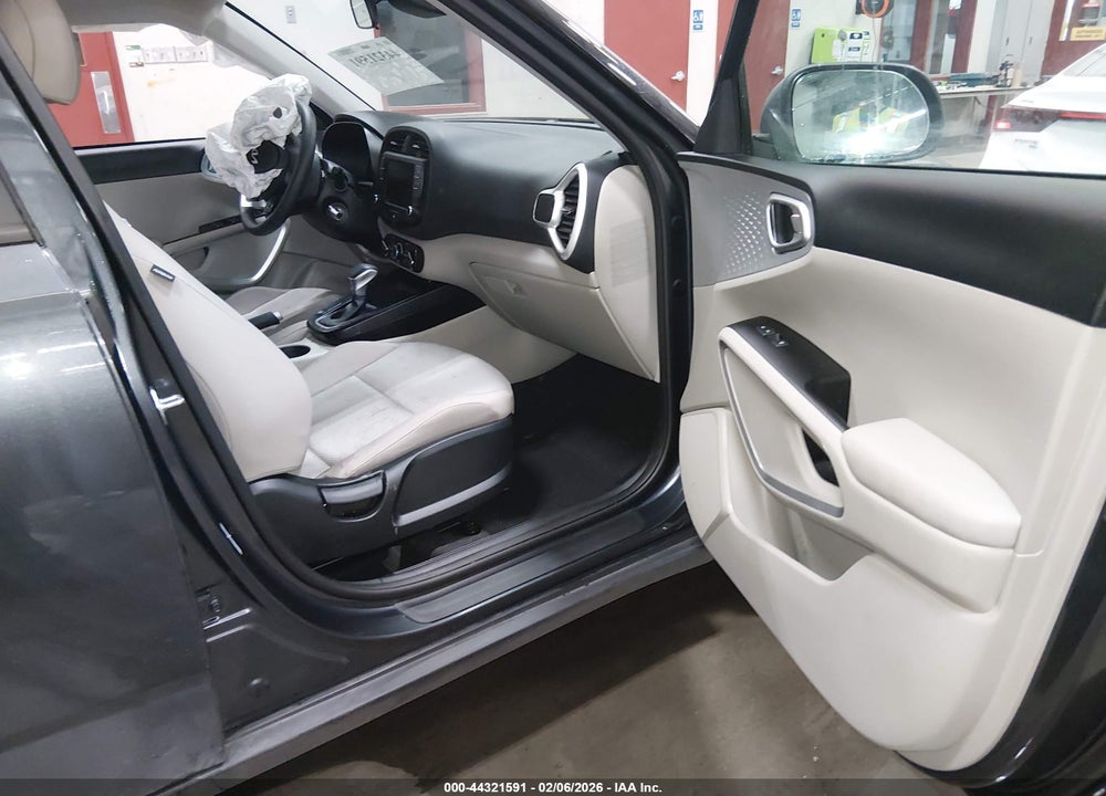2025 KIA SOUL LX VIN: KNDJ23AU8S7960985
