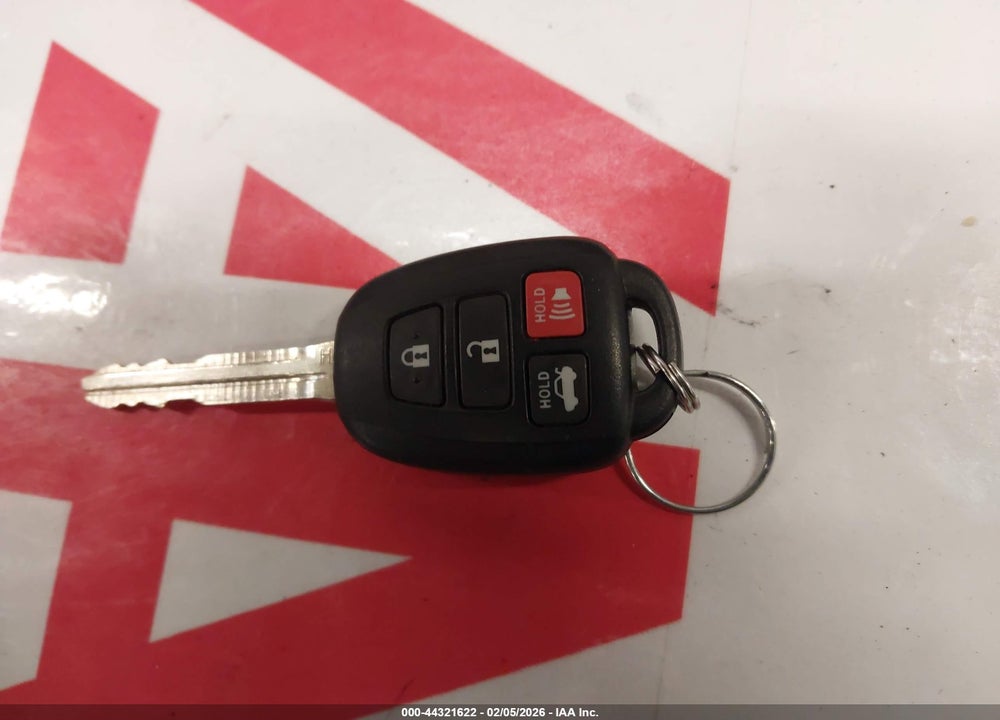 2015 TOYOTA COROLLA LE VIN: 2T1BURHE5FC342009