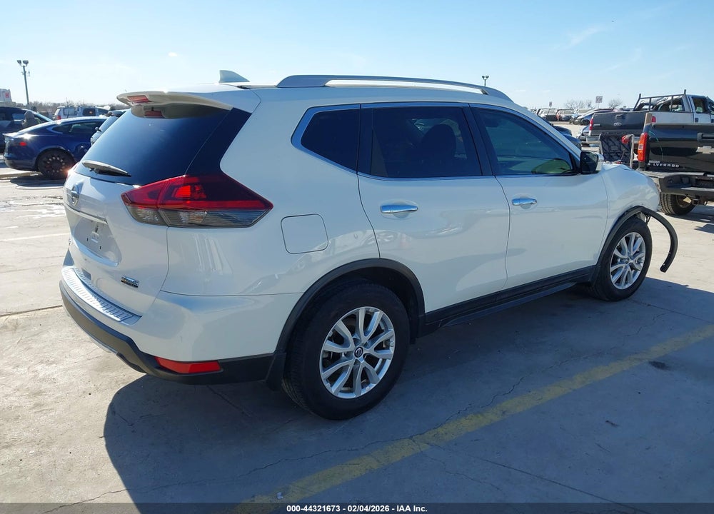 2019 NISSAN ROGUE S VIN: 5N1AT2MT3KC753742