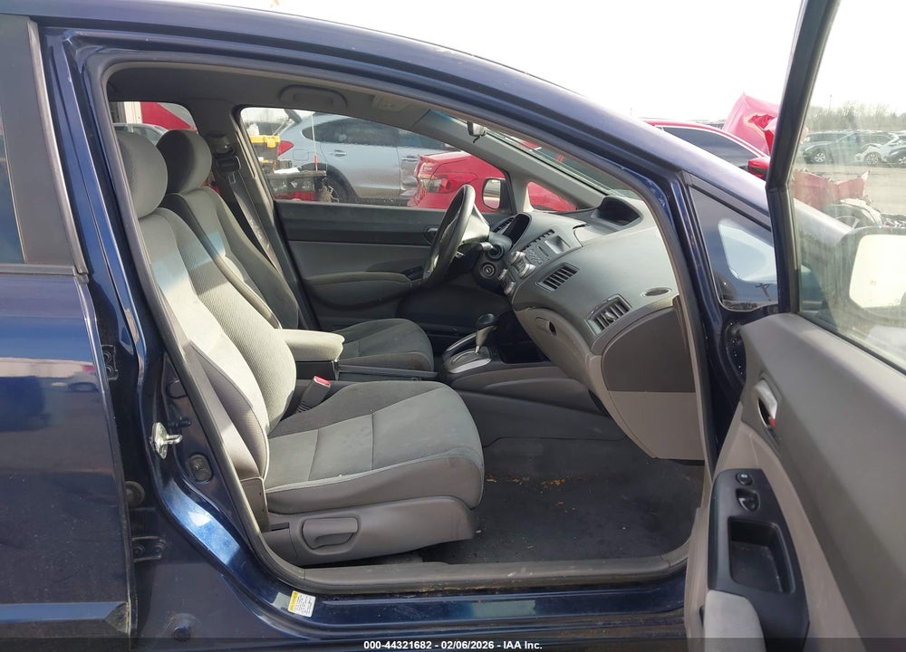 2009 HONDA CIVIC LX VIN: 19XFA16569E041849