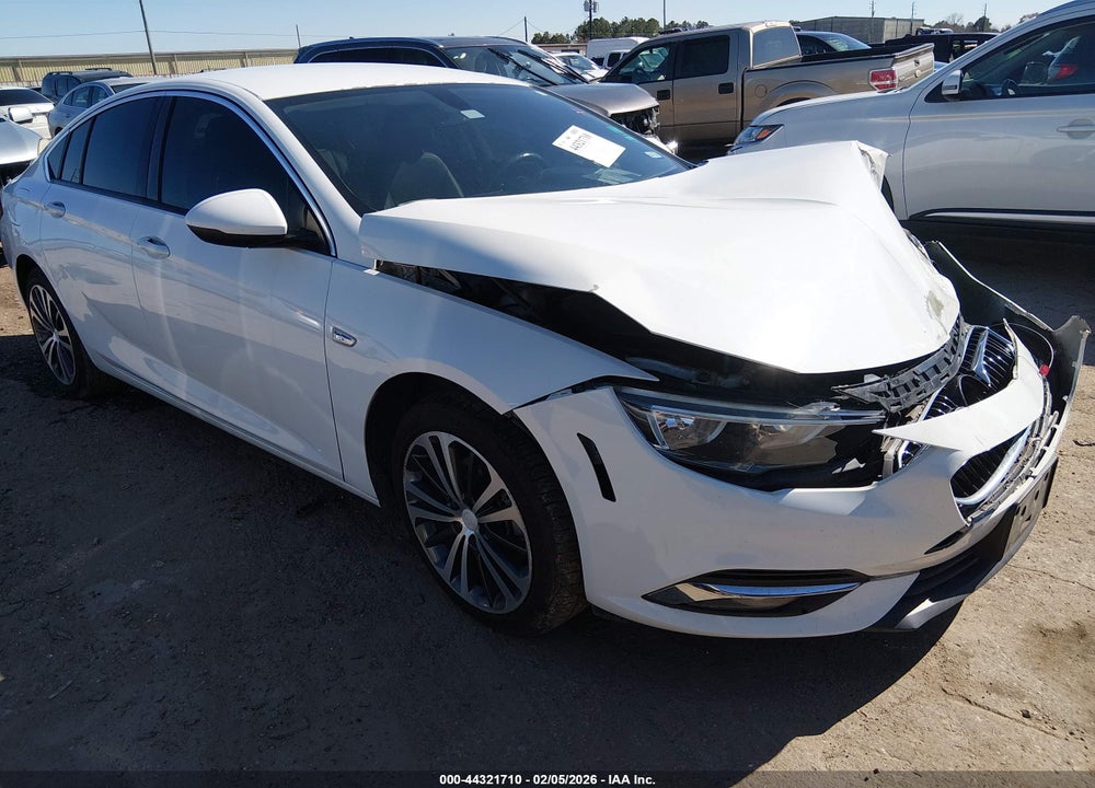2018 BUICK REGAL SPORTBACK ESSENCE VIN: W04GP6SX8J1130959