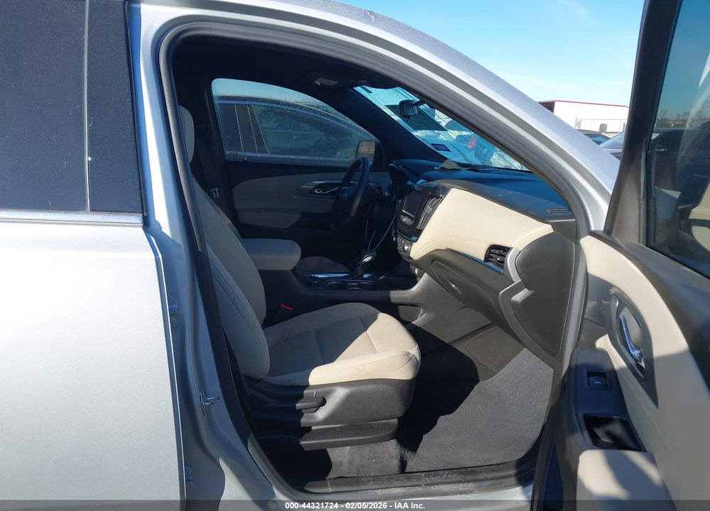 2022 CHEVROLET TRAVERSE FWD LS VIN: 1GNERFKWXNJ158774