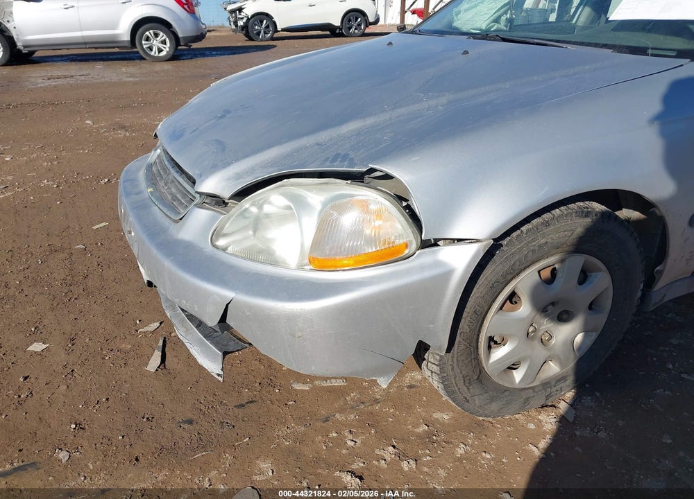 1998 HONDA CIVIC DX VIN: 2HGEJ6623WH605909