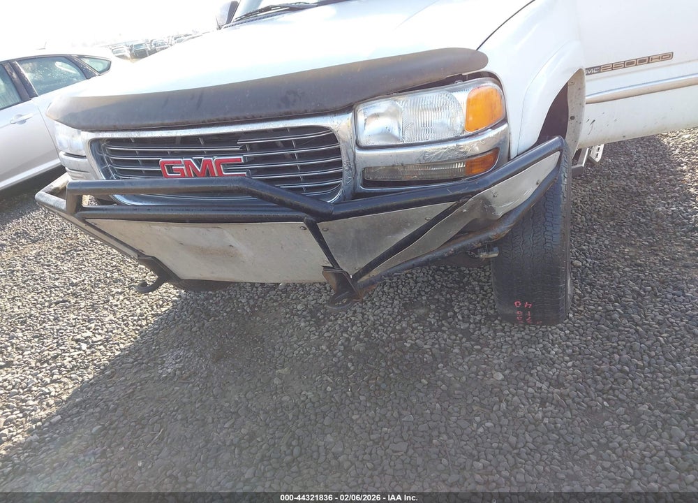 2001 GMC SIERRA 2500HD SLE VIN: 1GTHK29G11E331585